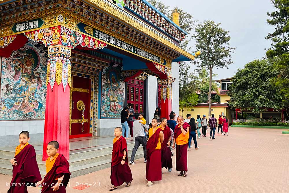 Tibetan Monks Bylakuppe